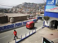 Editorial photograph illustrating Oxfam estimate puts 42% of Peru’s new wealth with richest 1%