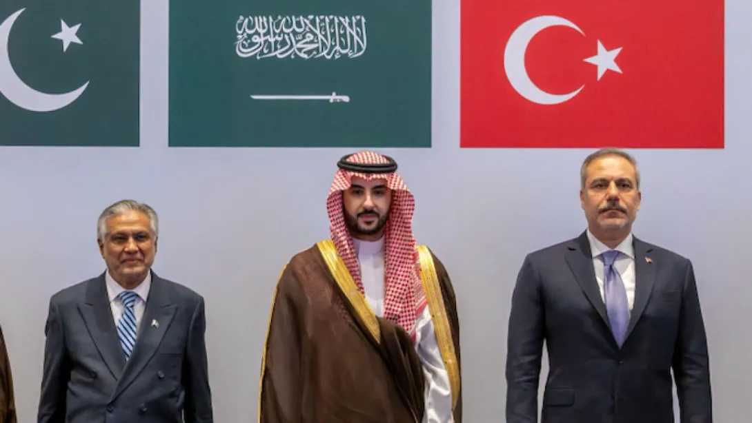 Editorial photograph illustrating Turkey, Pakistan agree rapid military deployment to Saudi Arabia
