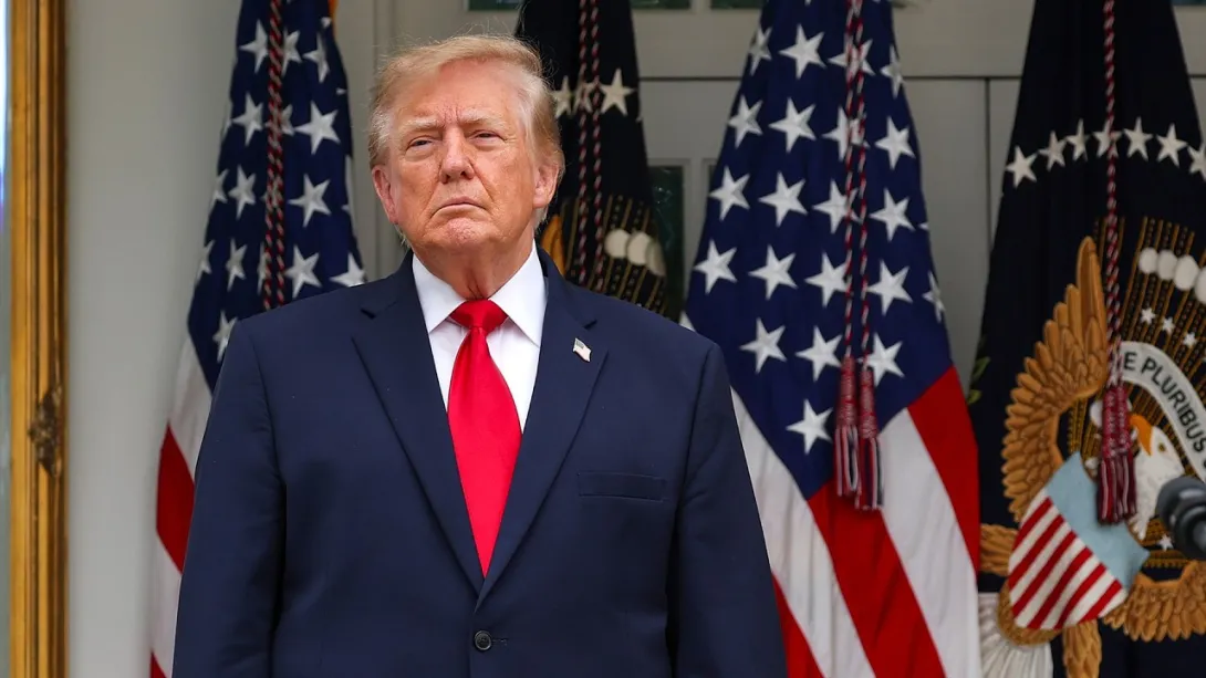 Editorial photograph illustrating Trump Puts New Russia Sanctions on Hold