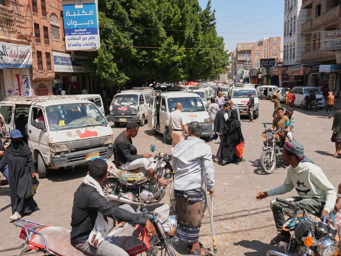 Editorial photograph illustrating Fighting widens across Yemen as Taiz hospitals face supply crisis